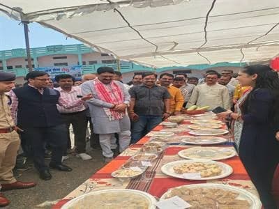 जन सेवा सेतु शिविर में 308 मरीजों का उपचार, 733 को मिले आयुष्मान कार्ड
