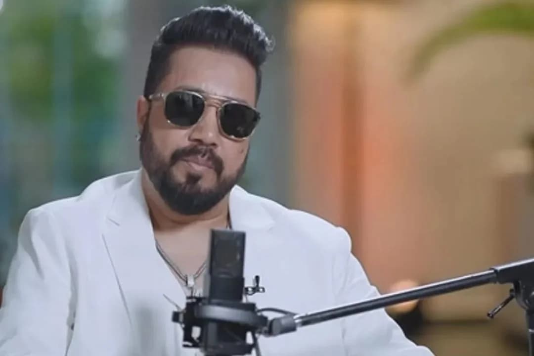 मीका सिंह ने बताई पाकिस्तान में परफॉर्म करने की वजह