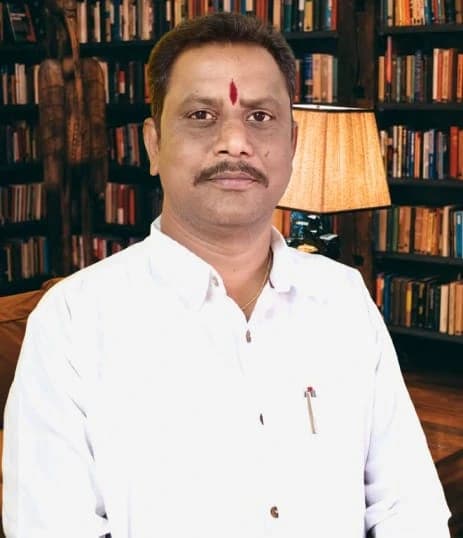 दूसरों का सम्मान बढ़ाएगा आपका अपना गौरव, संस्कारित व्यवहार से बनेगी मधुर दुनिया