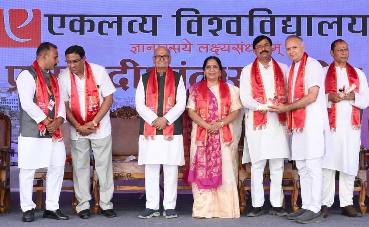 एलयू में संदेश जैन को 'आत्मनिर्भर भारत' पर मिली पीएच.डी